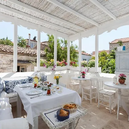 Yukari Sokak Special Category Guest house Alacati