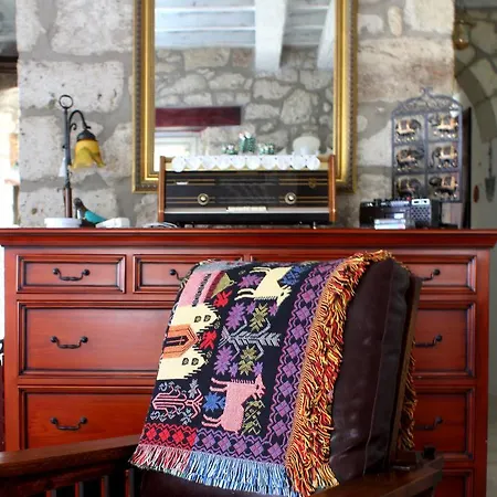 Yukari Sokak Special Category Guest house *