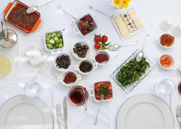 Yukari Sokak Special Category * Алачати